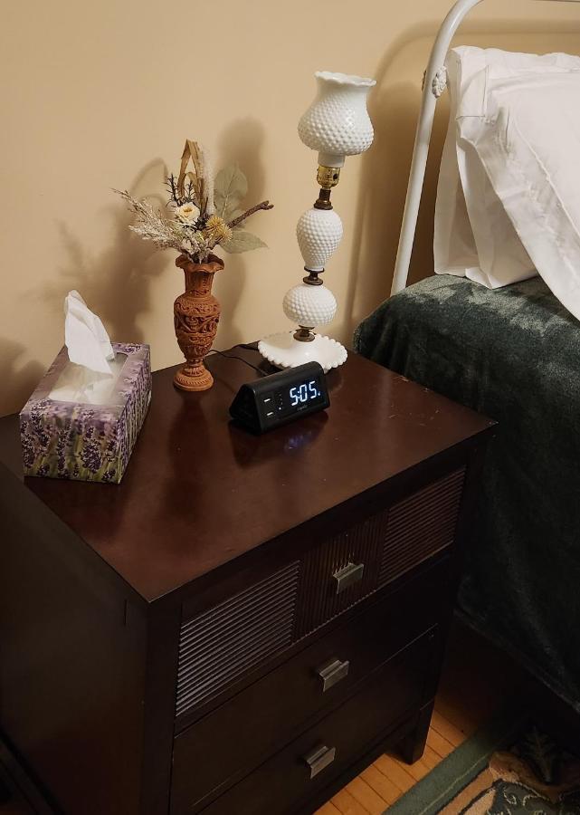 Oaklawn Inn Menomonie Luaran gambar